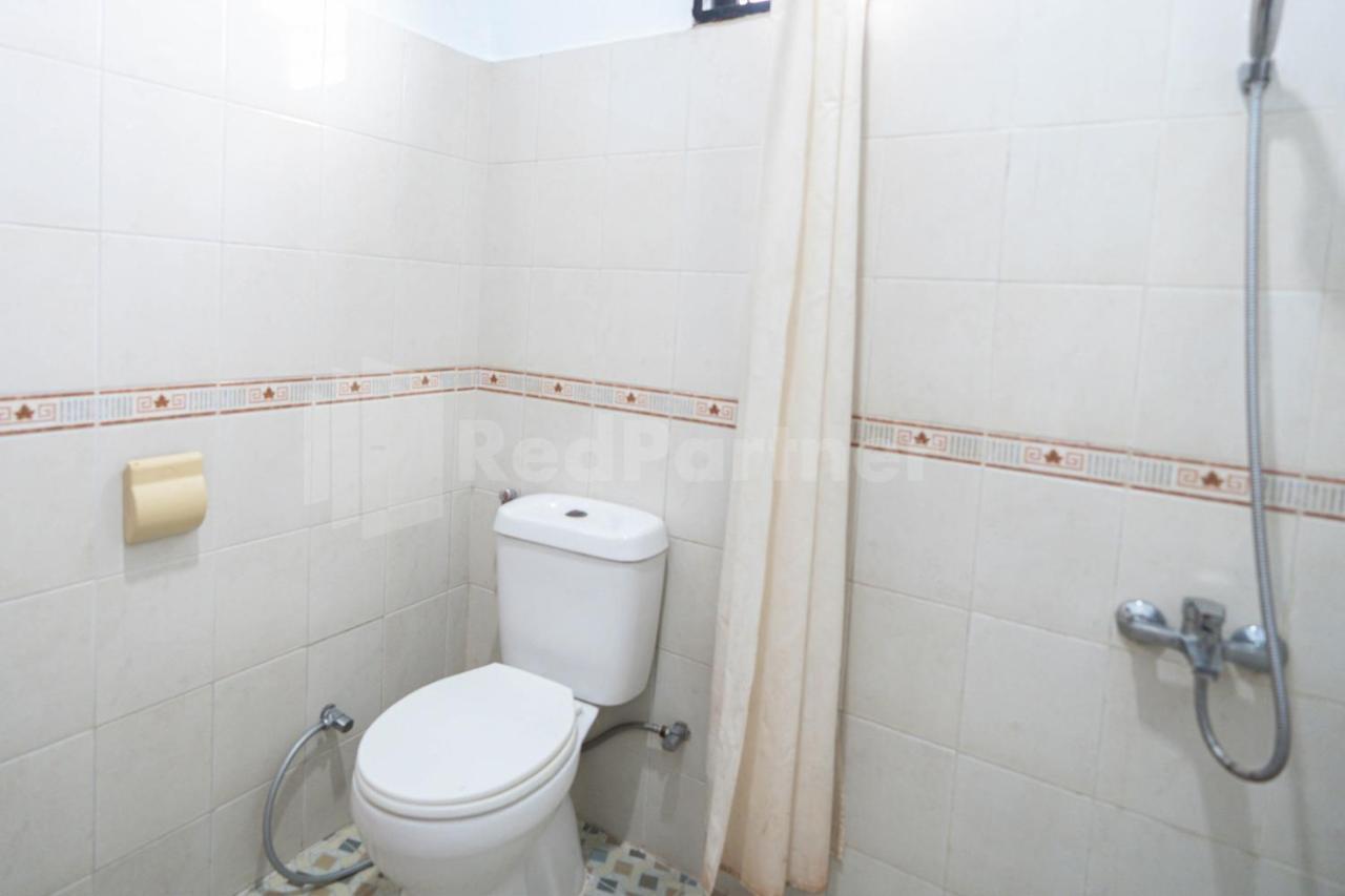 Carolina Transit Hotel Medan Buitenkant foto