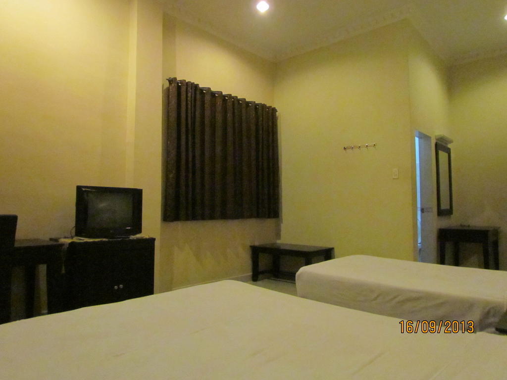 Carolina Transit Hotel Medan Kamer foto